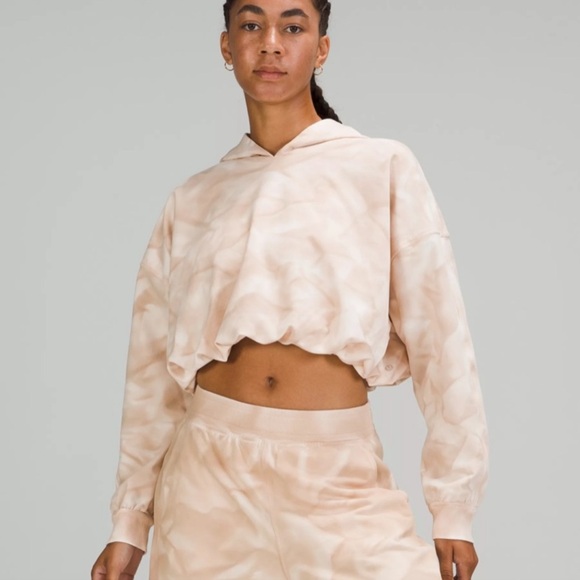 Lululemon All Yours Bubble Hem Hoodie SIZE 8 (Crop) - Picture 1 of 6